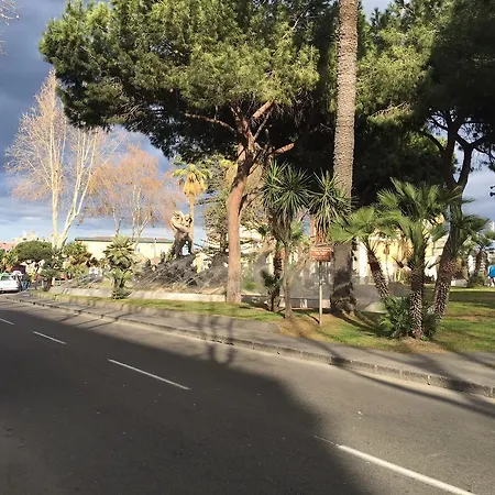 Bed & Breakfast Platamone